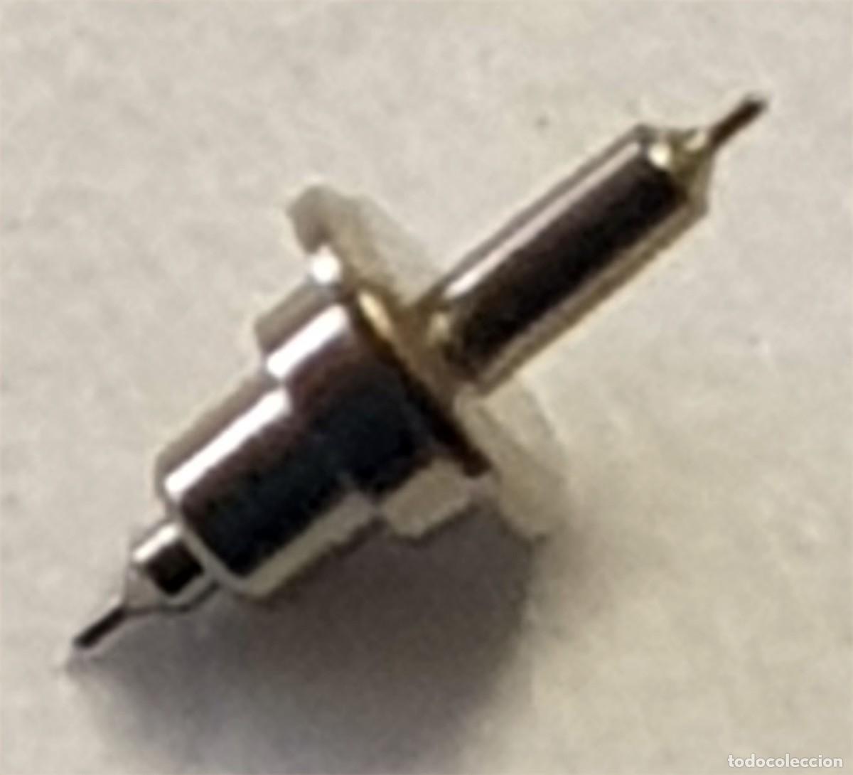 Ricambi di orologi: EJE VOLANTE DE RELOJ AS - CALIBRE 1130 - IMAGEN REAL AMPLIADA - X