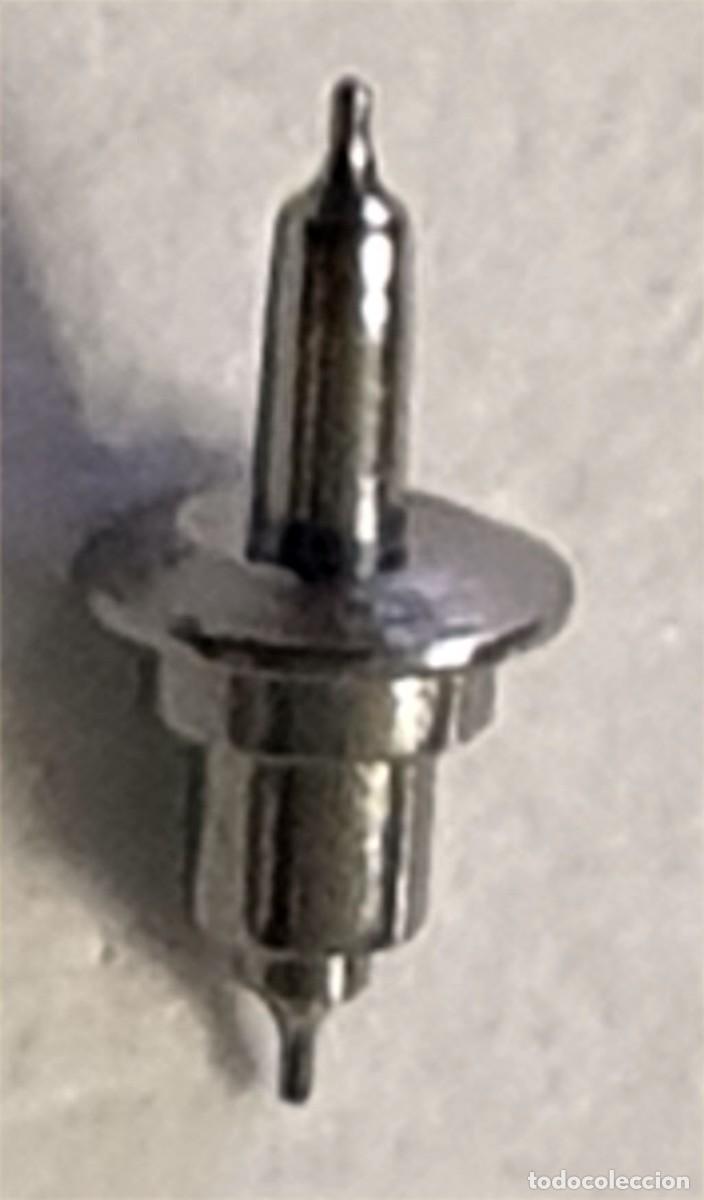 Spare Parts for Watches: EJE VOLANTE DE RELOJ UNITAS - (REYMOND) UT - CALIBRE 6310 - IMAGEN REAL AMPLIADA - X