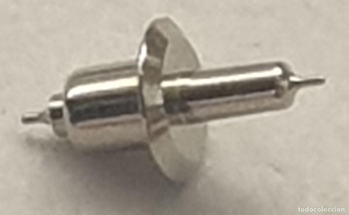 Pi&egrave;ces de rechange de montres et horloges: EJE VOLANTE DE RELOJ RECONVILIER 16&acute;&acute; 4 - 18&acute;&acute; 4 - IMAGEN REAL AMPLIADA - BALANCE STAFF