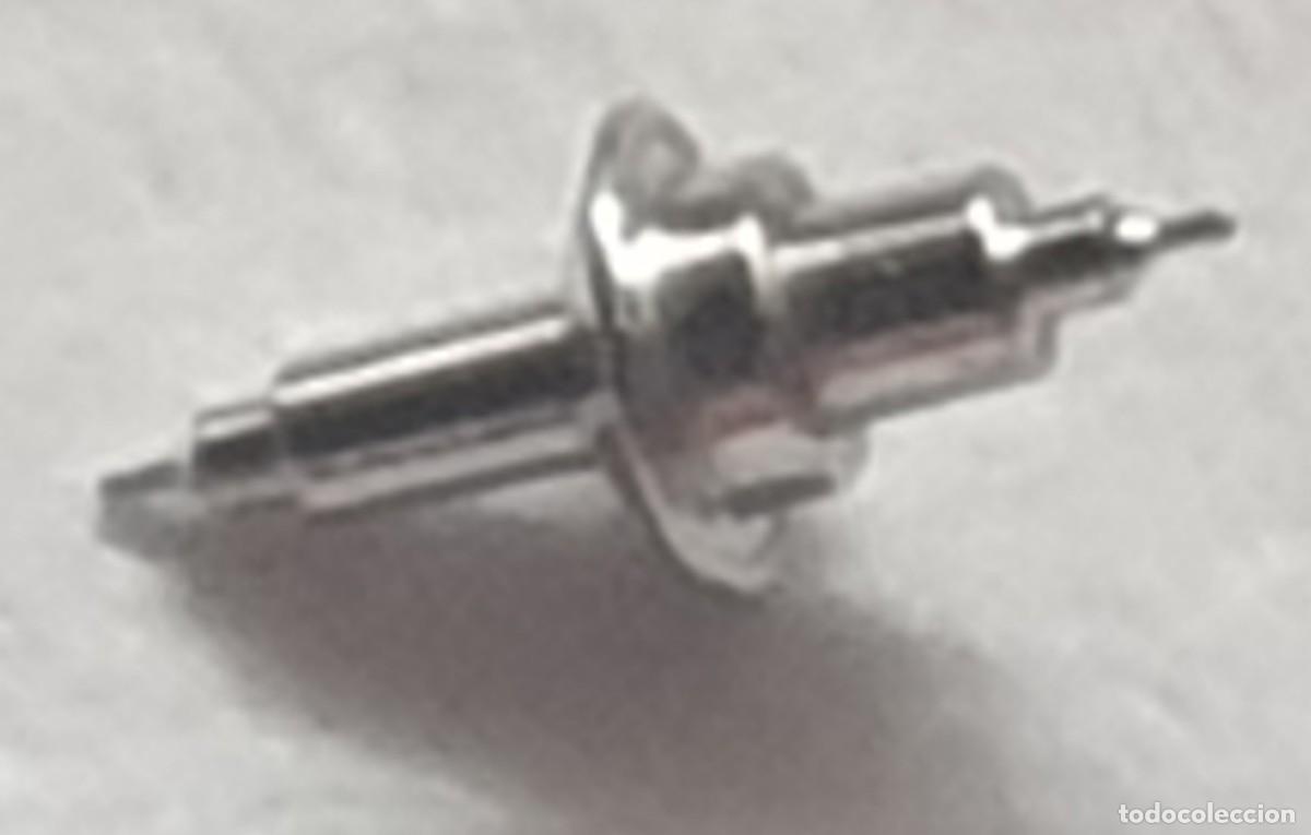 Pi&egrave;ces de rechange de montres et horloges: EJE VOLANTE DE RELOJ BUREN 10 1/2&acute;&acute; - 370 INCA - IMAGEN REAL AMPLIADA - BALANCE STAFF