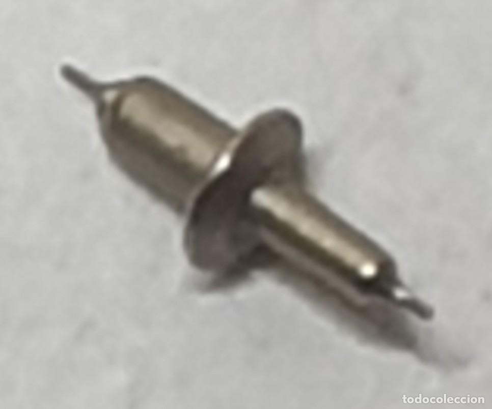Spare Parts for Watches: EJE VOLANTE DE RELOJ MOERIS 9 3/4&acute;&acute; &Aacute; CHASER - IMAGEN REAL AMPLIADA - X