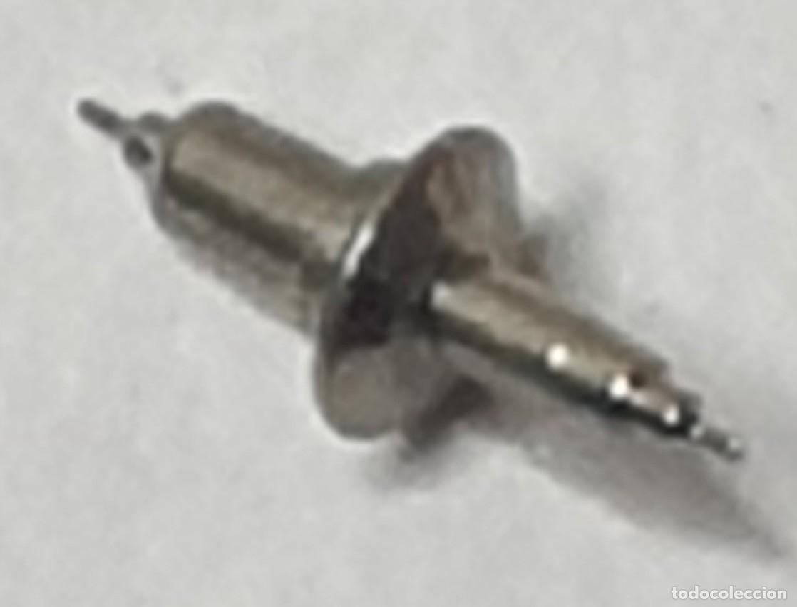 Recambios de relojes: EJE VOLANTE DE RELOJ LANCO 11 1/2&acute;&acute; - 12; 22 - IMAGEN REAL AMPLIADA - X
