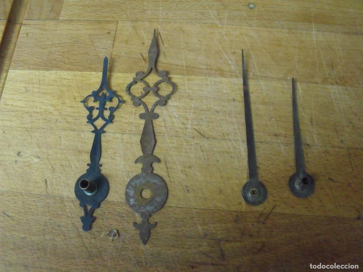 Recambios de relojes: 2 parejas agujas para ojo buey .pared antiguo lote 551