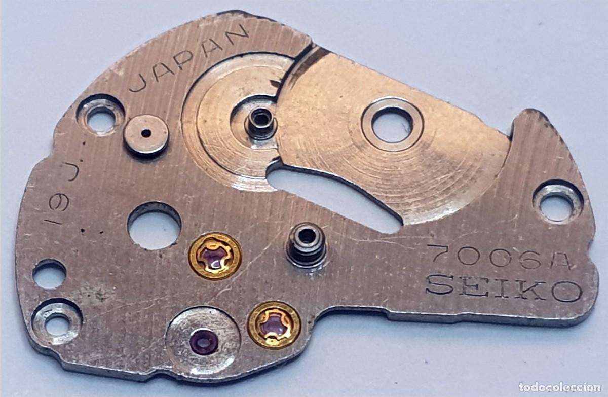 Recambios de relojes: SEIKO CALIBRE 7006A - PART NO. 112013 - BARREL & TRAIN-WHEEL BRIDGE