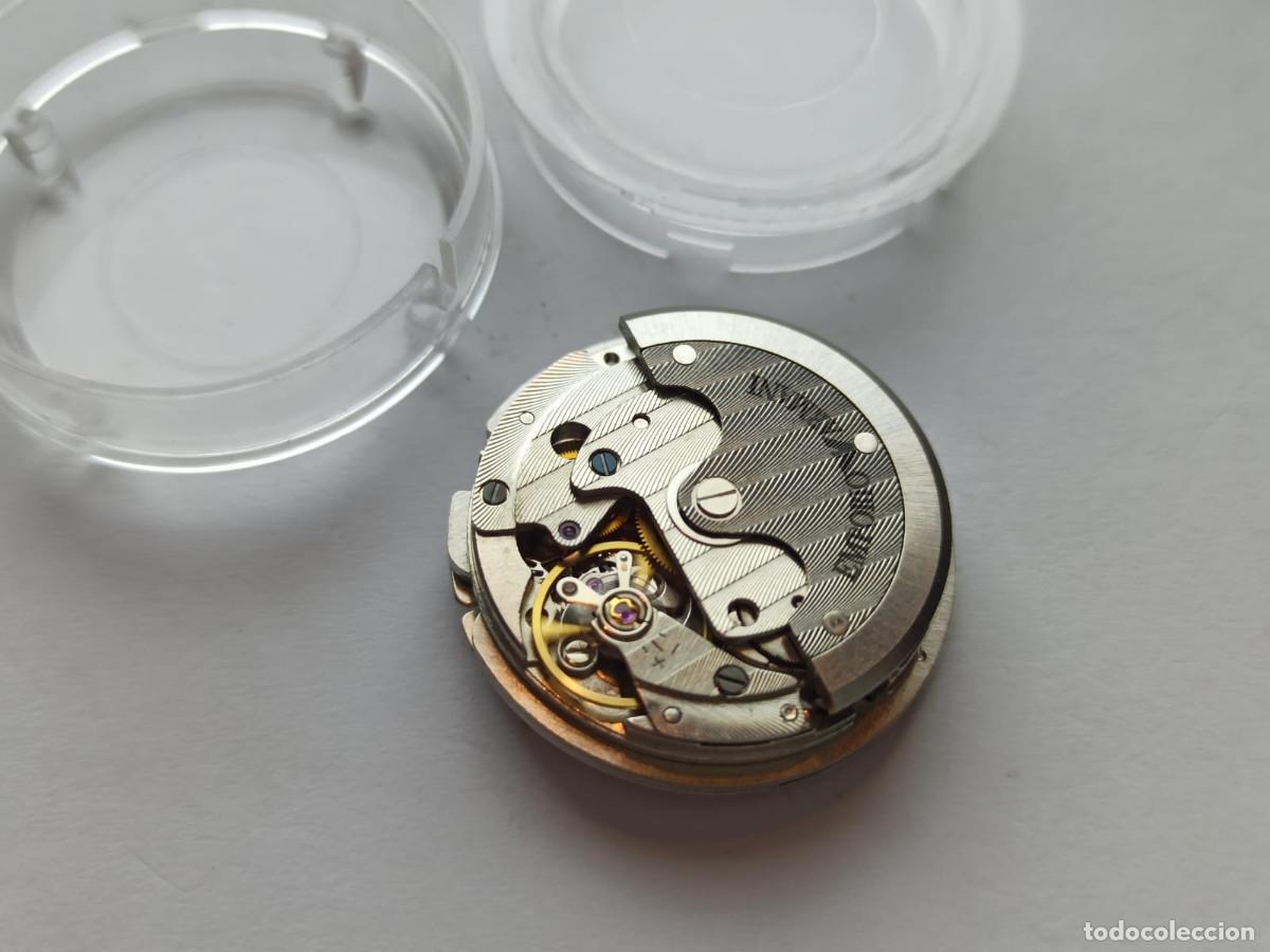 Recambios de relojes: M&aacute;quina de Emporio Armani multifunci&oacute;n