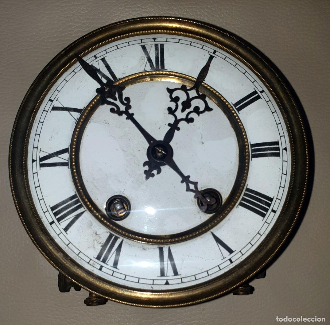Pe&ccedil;as de reposi&ccedil;&atilde;o de rel&oacute;gios: Maquina Antigua de reloj con dial en porcelana