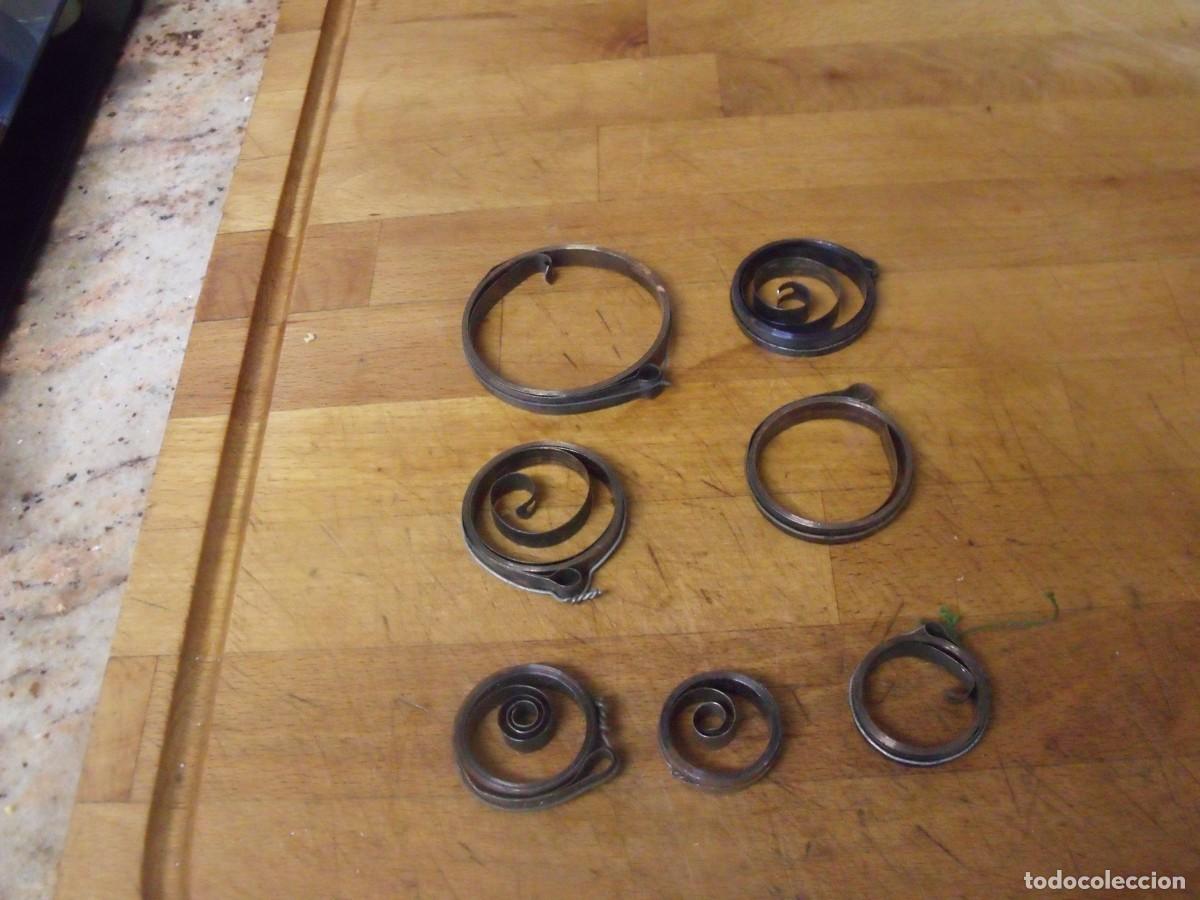 Recambios de relojes: GRAN LOTE DE 8 MUELLES REALES PARA RELOJES PARED Y SOBREMESA.LOTE 559