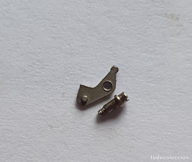 Pe&ccedil;as de reposi&ccedil;&atilde;o de rel&oacute;gios: TIRETE Y TORNILLO FHF 72-4