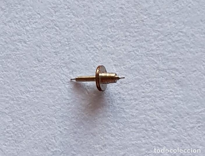 Recambios de relojes: ejes de volante ORIS 461 - Foto 1