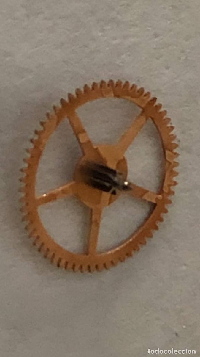 Ersatzteile f&uuml;r Uhren: OMEGA CAL.562 (Cuarta rueda NO: 1243 ) piezas de repuestos originales &rdquo;