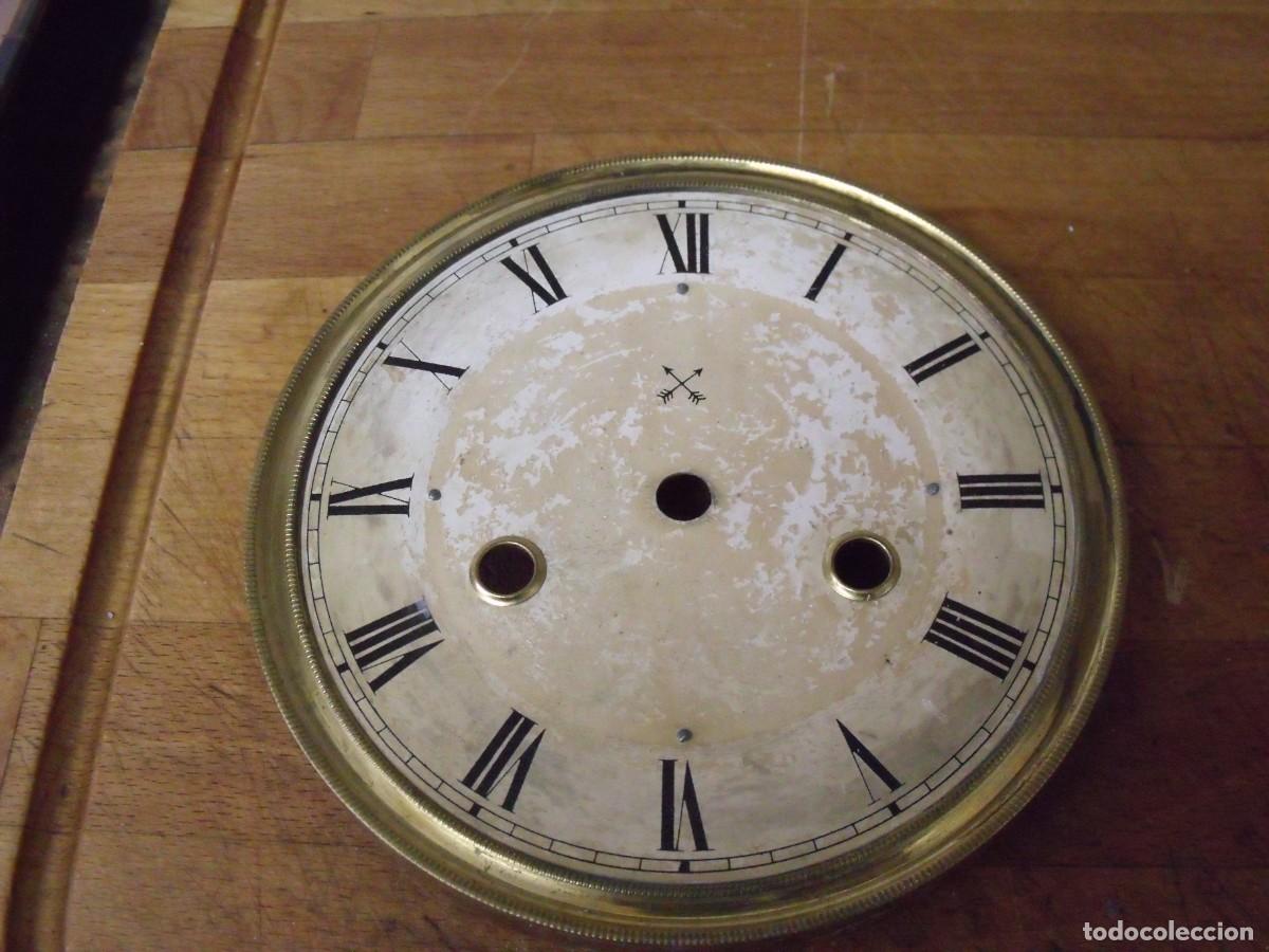 Ersatzteile f&uuml;r Uhren: Antigua esfera PFEILKREUZ para reloj de pared-lote 572