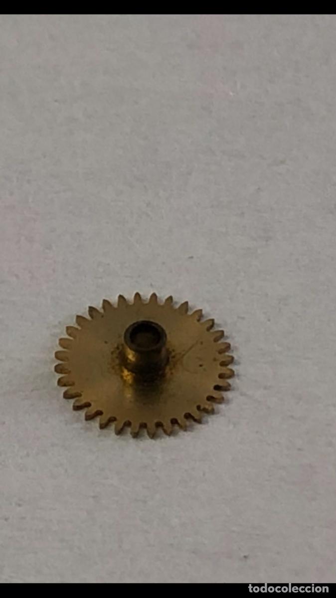 Pe&ccedil;as de reposi&ccedil;&atilde;o de rel&oacute;gios: ZENITH CAL. 40 Part ( Rueda horaria ) Piezas de repuestos original &rdquo;