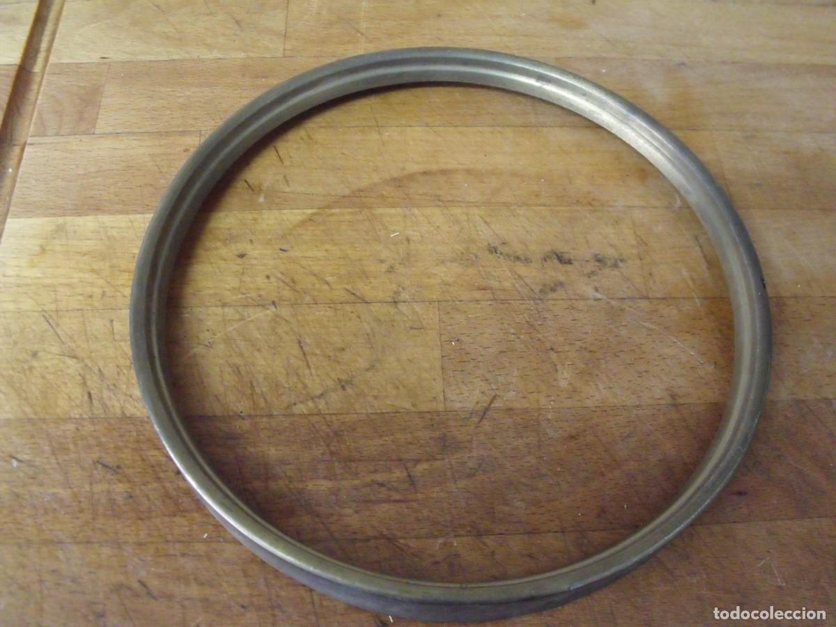 Pi&egrave;ces de rechange de montres et horloges: ANTIGUO CERQUILLO PARA RELOJ PARED-LOTE 573