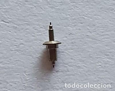 Recambios de relojes: ejes de volante AS 1692-1729