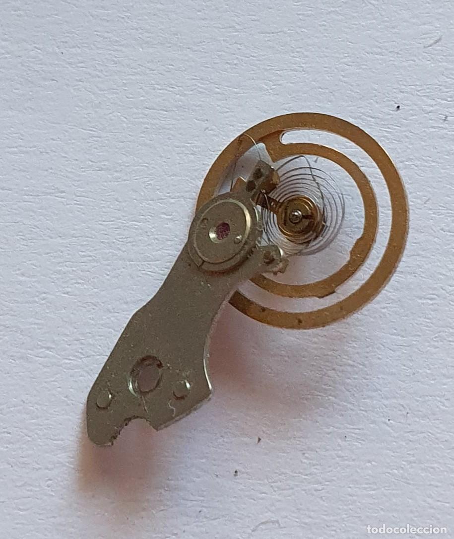 Pi&egrave;ces de rechange de montres et horloges: volante reloj mecanico ebosa 65 eje roto