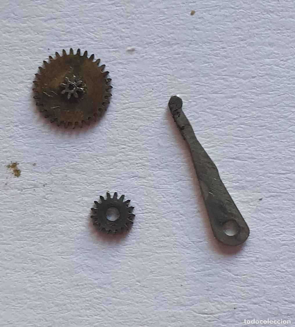 Pi&egrave;ces de rechange de montres et horloges: RUEDA INTERMEDIA ETA 1120