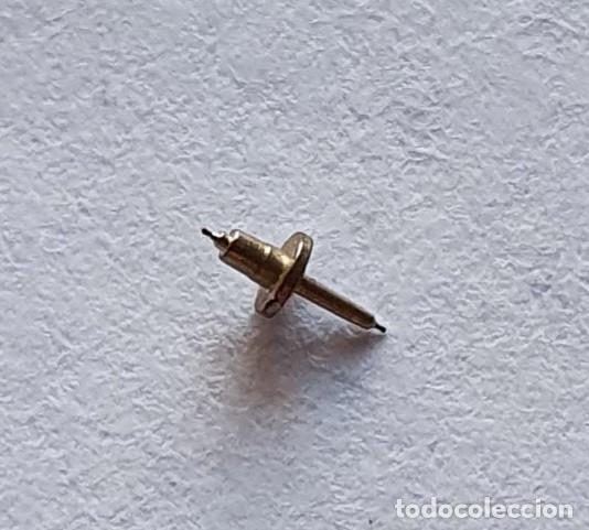 Pi&egrave;ces de rechange de montres et horloges: ejes de volante BRAC 300 PLATILLO Y DEDO