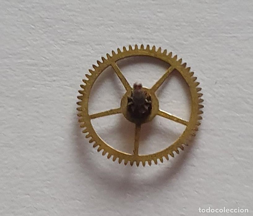 Pi&egrave;ces de rechange de montres et horloges: RUEDA CENTRO LAREX 1077