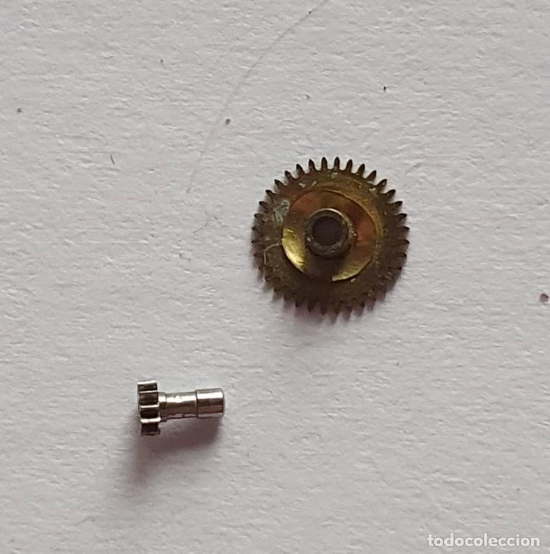 Pi&egrave;ces de rechange de montres et horloges: RUEDA horaria y ca&ntilde;on de minuto LAREX 1077