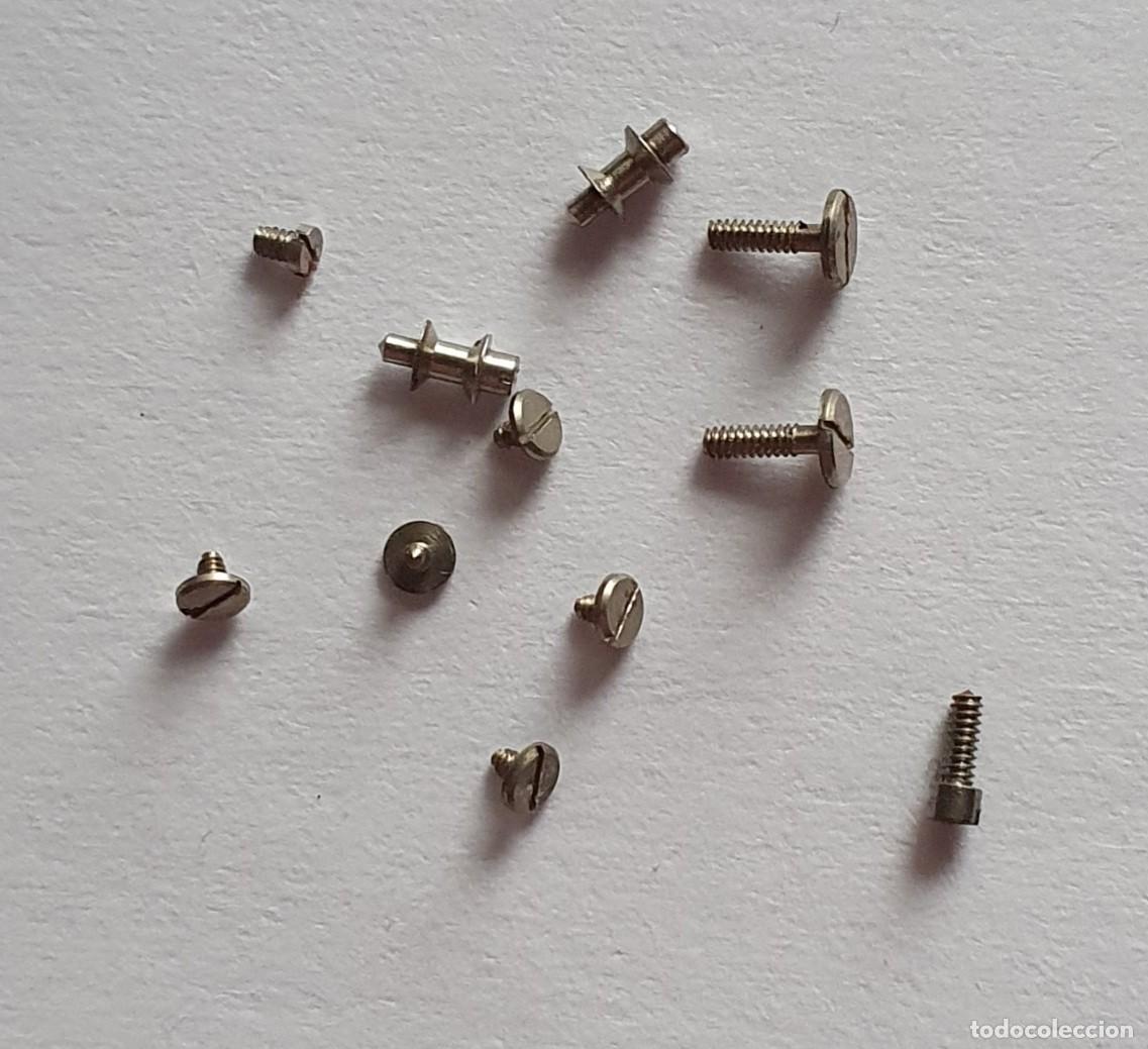 Pi&egrave;ces de rechange de montres et horloges: LOTE TORNILLOS LAREX 1077