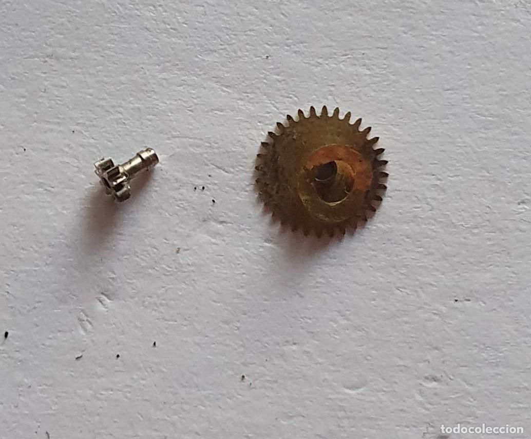 Pi&egrave;ces de rechange de montres et horloges: RUEDA horaria y ca&ntilde;on de minuto AS 1215