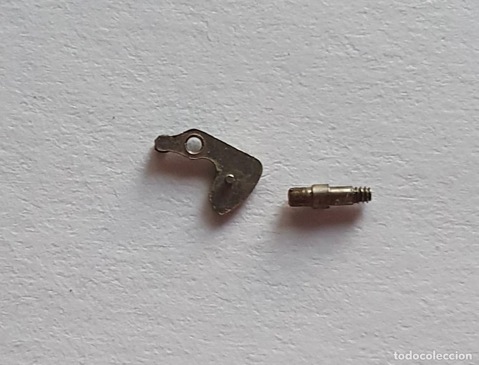 Pi&egrave;ces de rechange de montres et horloges: TIRE Y TORNILLO AS 1215