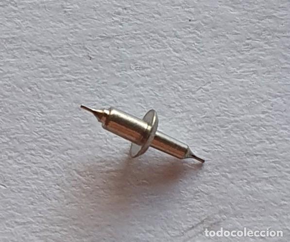 Spare Parts for Watches: ejes de volante ROSCONIS 17 LINIAS