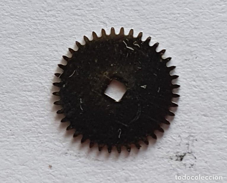 Recambios de relojes: RUEDA ROCHETE FE 233