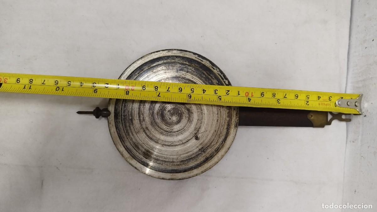 Recambios de relojes: Antiguo p&eacute;ndulo de reloj a identificar - Foto 7