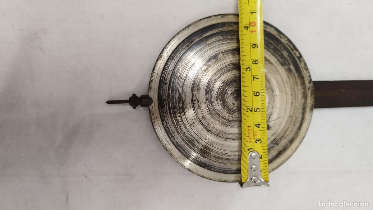 Recambios de relojes: Antiguo p&eacute;ndulo de reloj a identificar - Foto 8