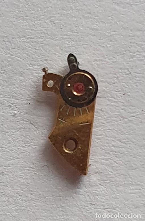 Pi&egrave;ces de rechange de montres et horloges: PUENTE VOLANTE BUSER 151