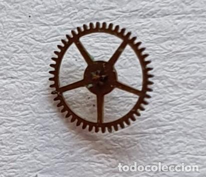 Recambios de relojes: RUEDA PRIMERA reloj mecanico ETA 1010