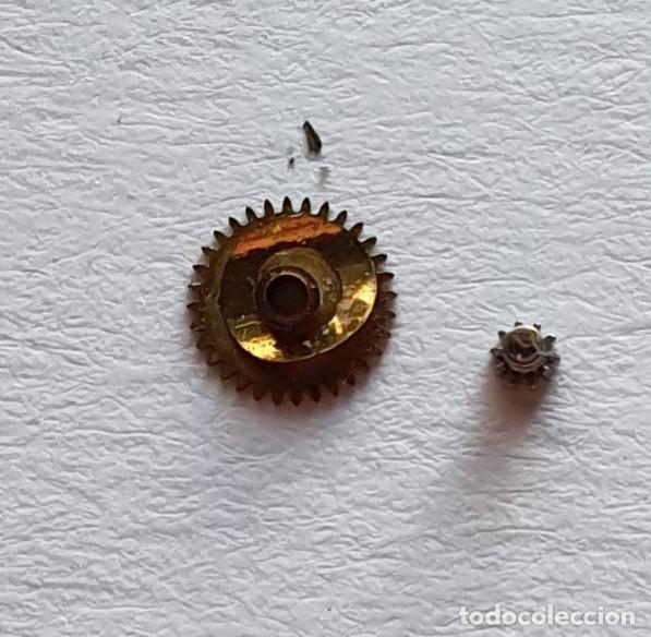 Recambios de relojes: rueda horaria y minutos reloj ETA 1010