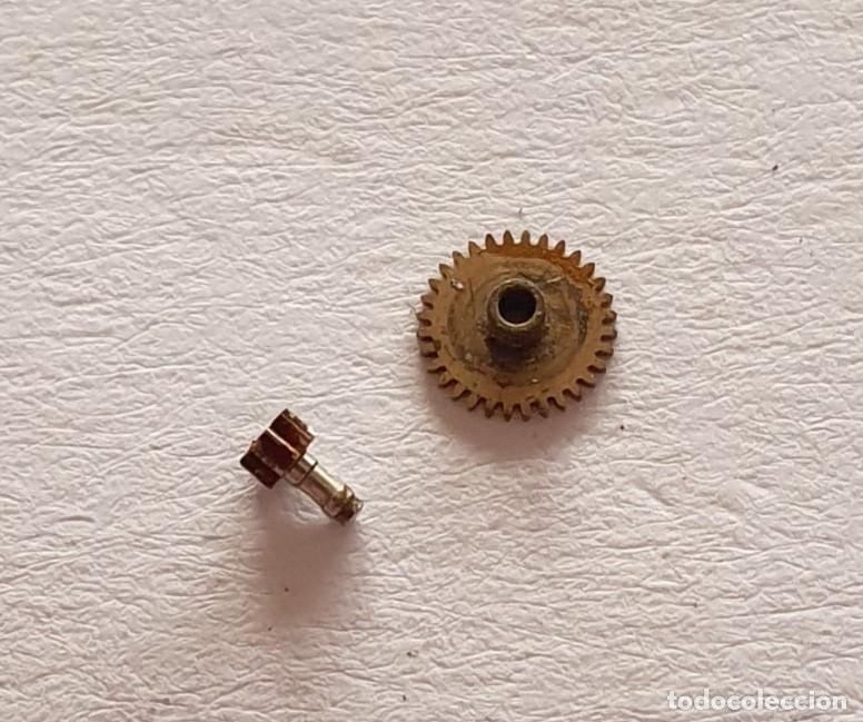 Recambios de relojes: RUEDA horaria y ca&ntilde;on de minutos FELSA 4028