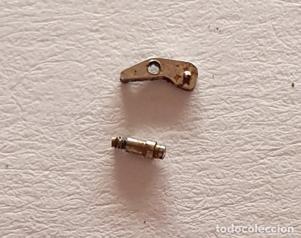 Recambios de relojes: TIRETE Y TORNILLO FELSA 4028
