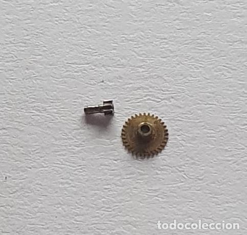 Spare Parts for Watches: RUEDA HORARIA Y CA&Ntilde;ON DE MINUTOS FHF 69-21
