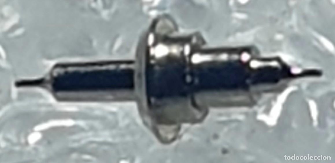 Pe&ccedil;as de reposi&ccedil;&atilde;o de rel&oacute;gios: EJE VOLANTE DE RELOJ KF. GRANA - CALIBRE 340 - BALANCE STAFFS - X