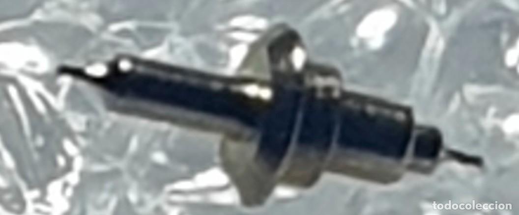 Ricambi di orologi: EJE VOLANTE DE RELOJ KF. GRANA - CALIBRE 340 - BALANCE STAFFS - X