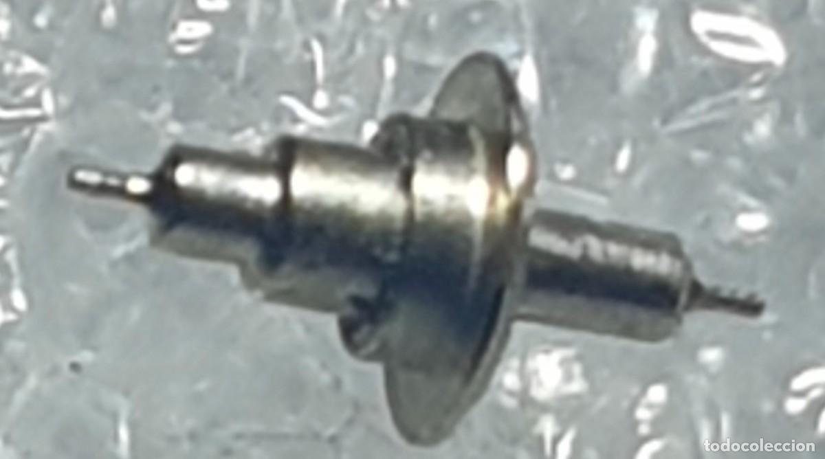 Ricambi di orologi: EJE VOLANTE DE RELOJ UNITAS - CALIBRE 233,443,475 - BALANCE STAFFS - X