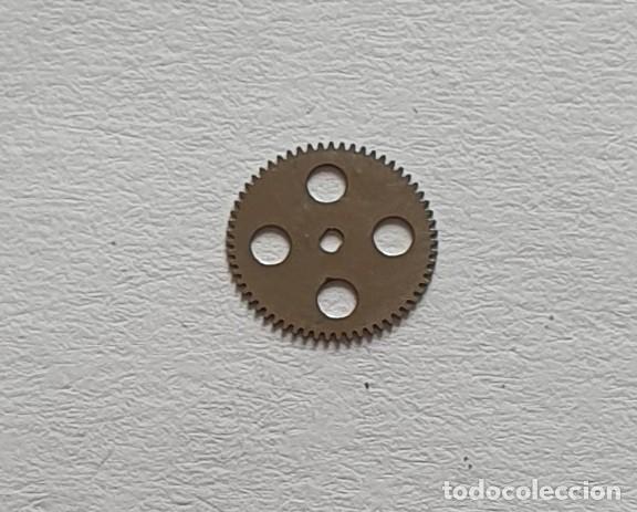 Pi&egrave;ces de rechange de montres et horloges: RUEDA ROCHETE SEIKO 2206 A