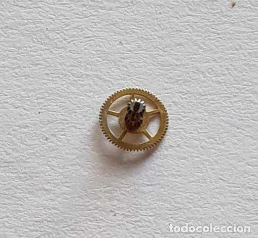 Pi&egrave;ces de rechange de montres et horloges: RUEDA CENTRO ETA 2412