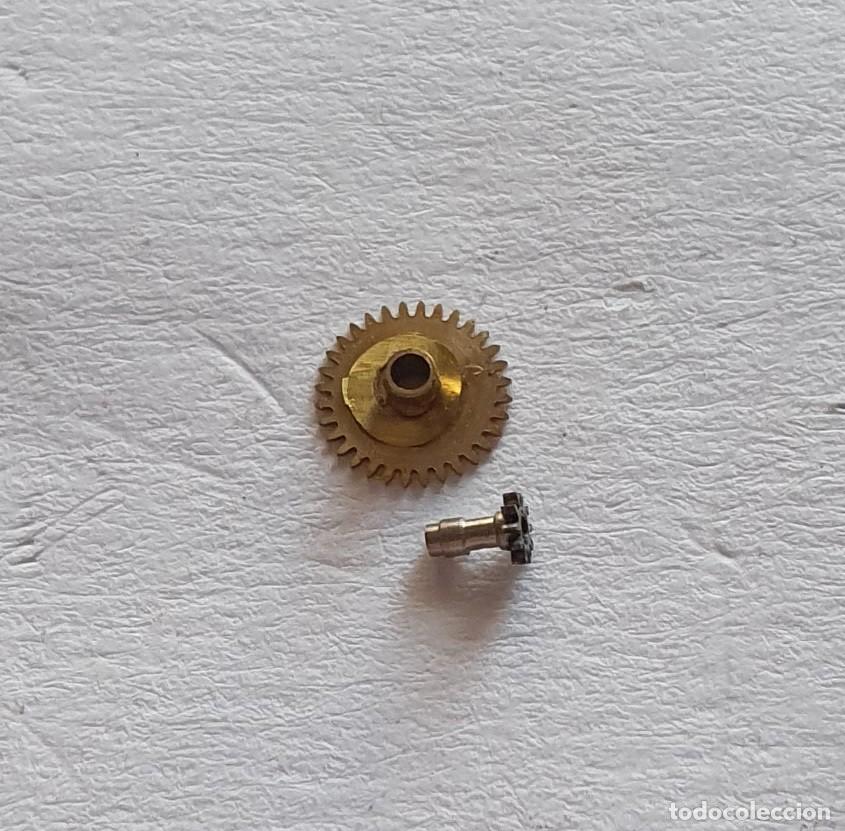 Spare Parts for Watches: rueda horaria y minutos reloj BRAC 2002