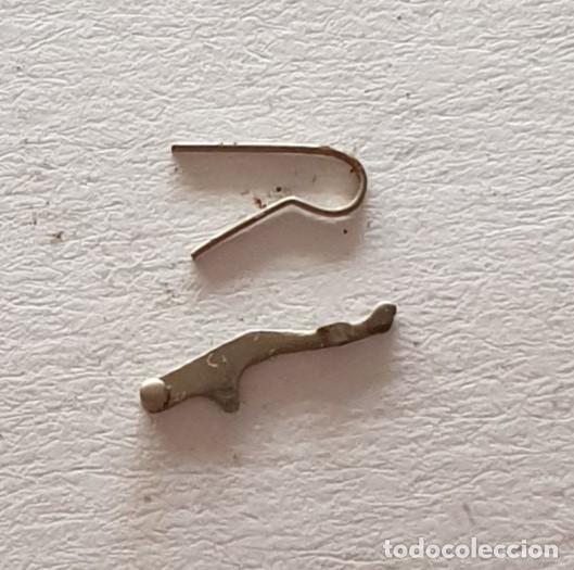 Recambios de relojes: MUELLE Y BASCULA ETA 1312