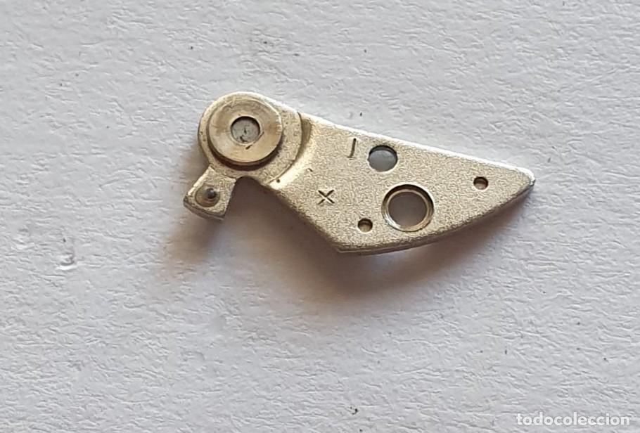 Ricambi di orologi: PUENTE VOLANTE KIENZLE 051