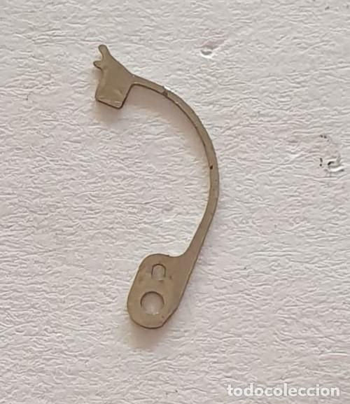 Pi&egrave;ces de rechange de montres et horloges: MUELLE TRIQUETE CETIKON 3641 D