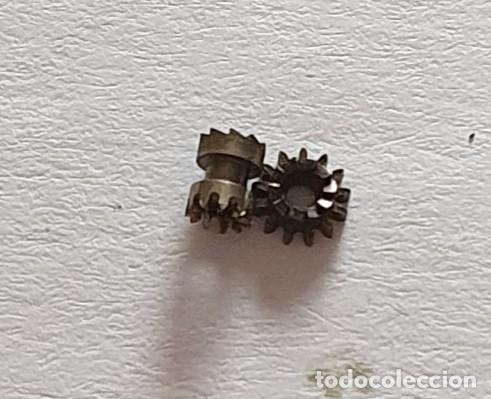 Pe&ccedil;as de reposi&ccedil;&atilde;o de rel&oacute;gios: RUEDA CANTO Y CUADRADILLO UT 176