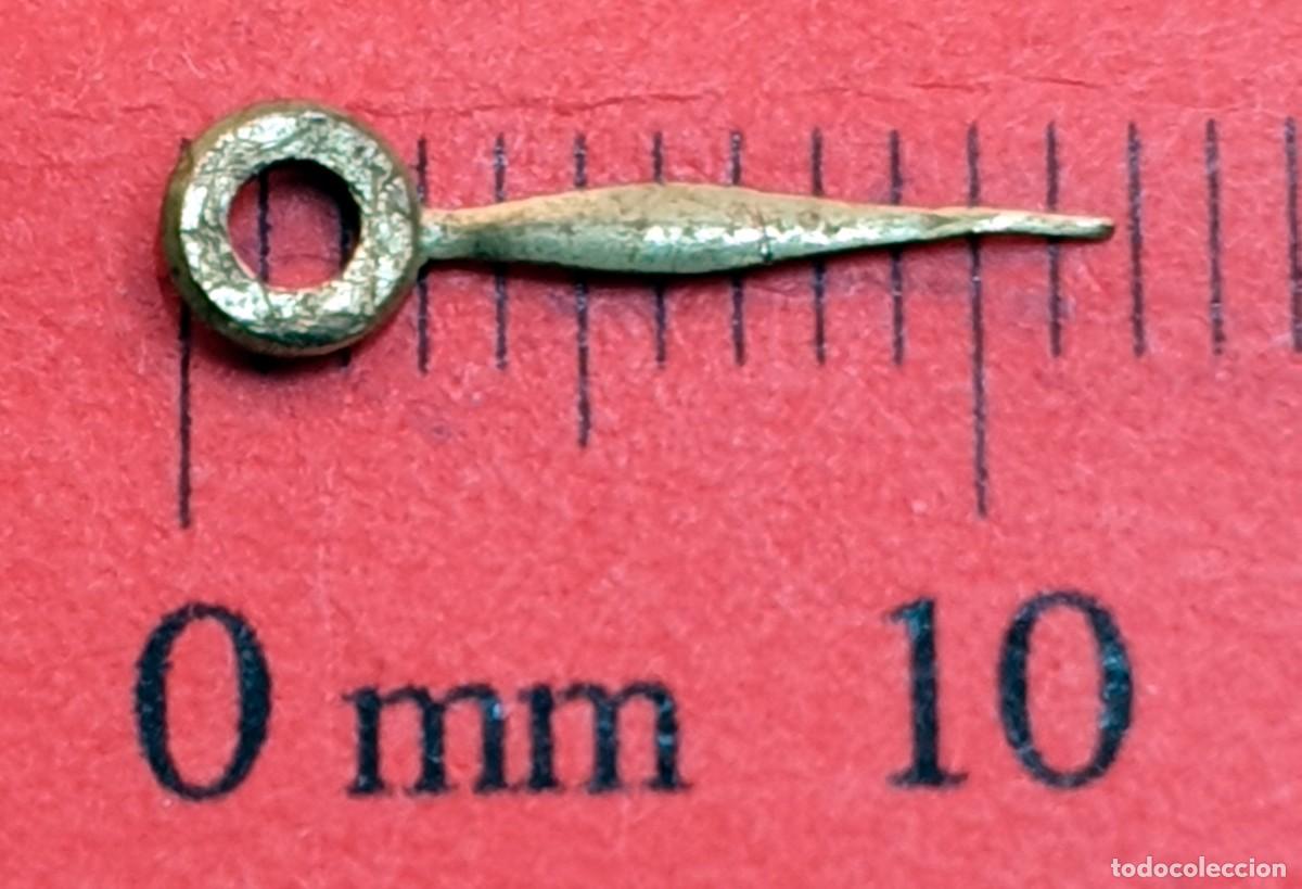 Spare Parts for Watches: AGUJA ANTIGUA DE RELOJ - VER MEDIDAS EN LA FOTO - X