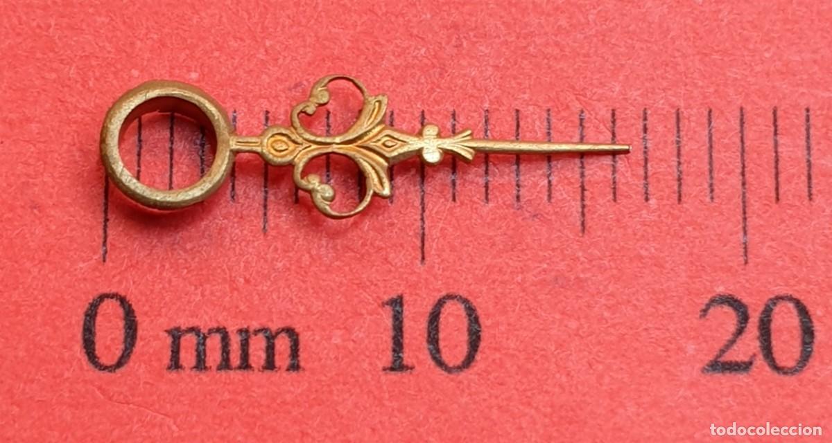 Spare Parts for Watches: AGUJA ANTIGUA DE RELOJ - VER MEDIDAS EN LA FOTO - X
