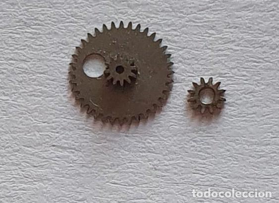 Pi&egrave;ces de rechange de montres et horloges: RUEDAS INTERMEDIAS RELOJ MECANICO AS 1690-92