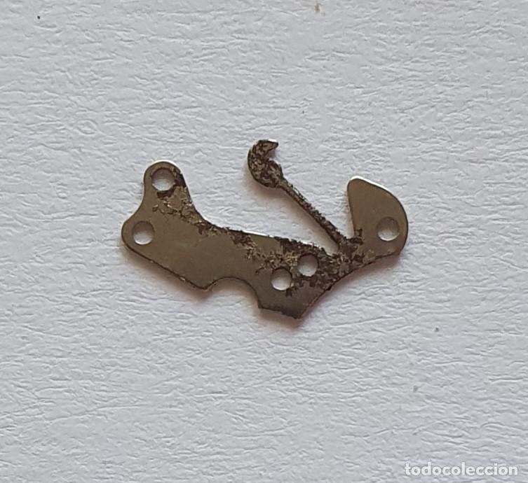 Ricambi di orologi: MUELLE TIRE PESEUX 7016